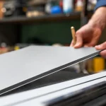 Dibond impreso: qué es y por qué se utiliza tanto en cartelería profesional